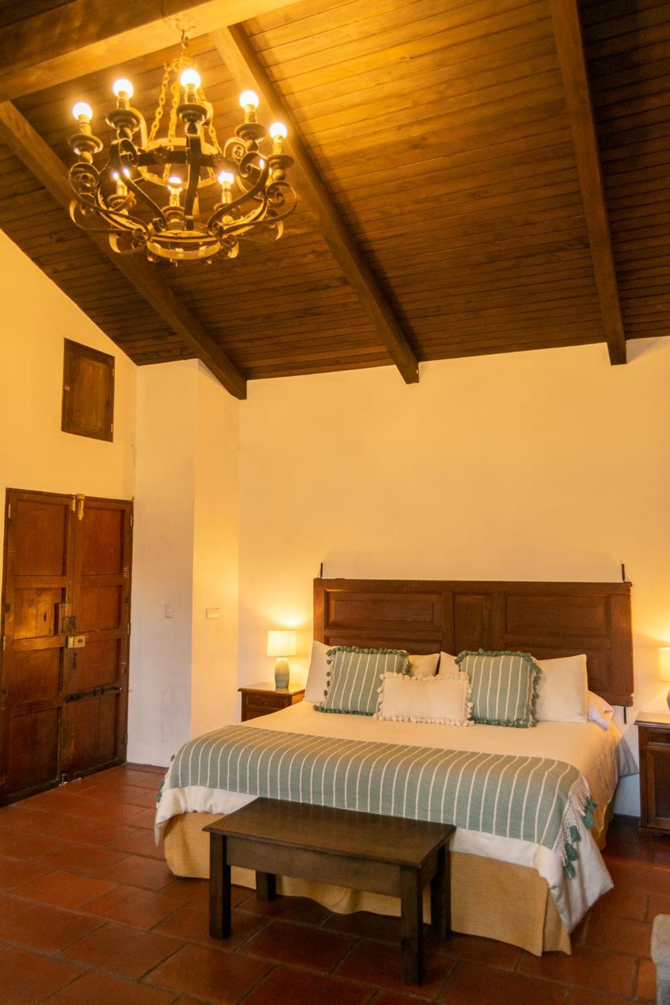 Hotel La Villa Serena Antigua Szoba fotó